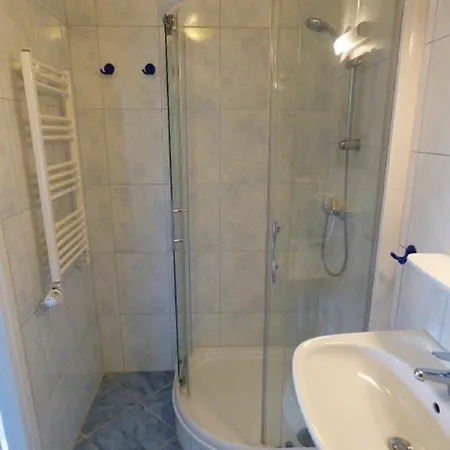 Schwalbennest 2 Apartman *